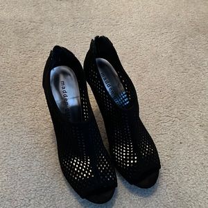 Madden Girl Peep toe mesh suede heel size 6